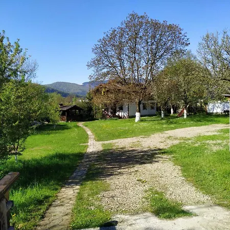 Guest House Plai Yaremche